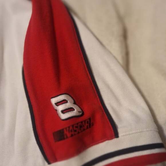 Budweiser Dale Jr - Picture 5 of 5